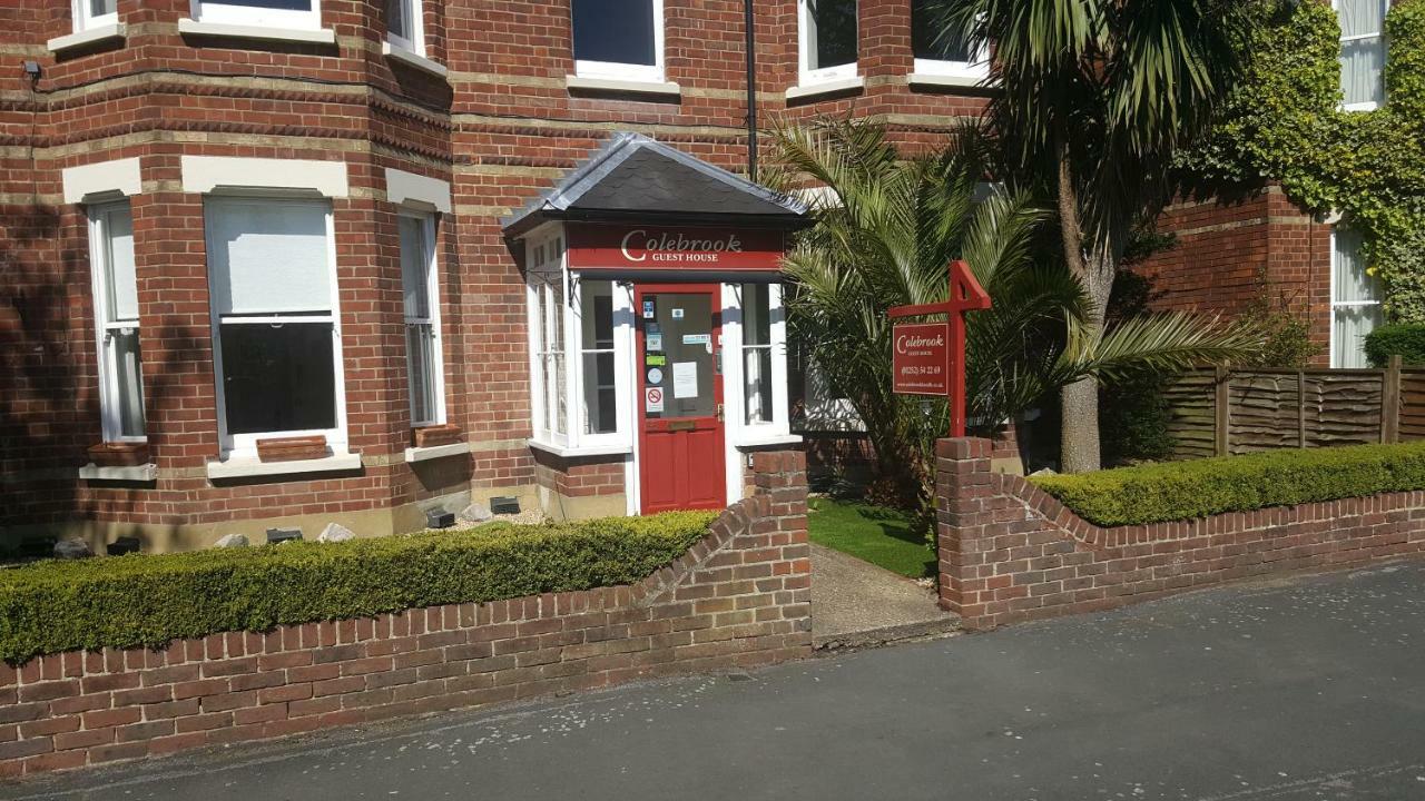 Colebrook Guest House Farnborough  Exterior foto